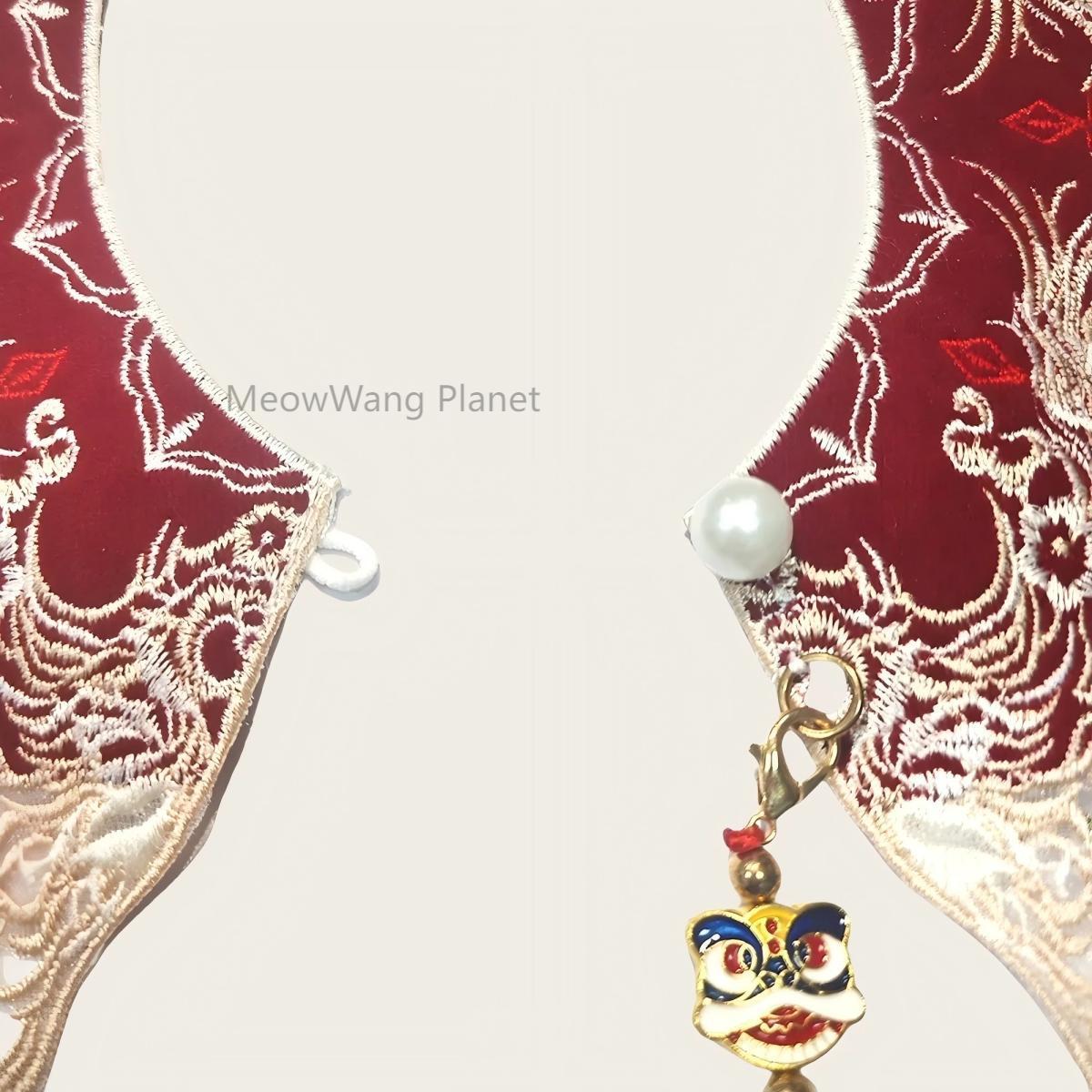 Handcrafted Chinese Inspired Hanfu Style Cloak with Lion Tassel Charm for Cats & Dogs