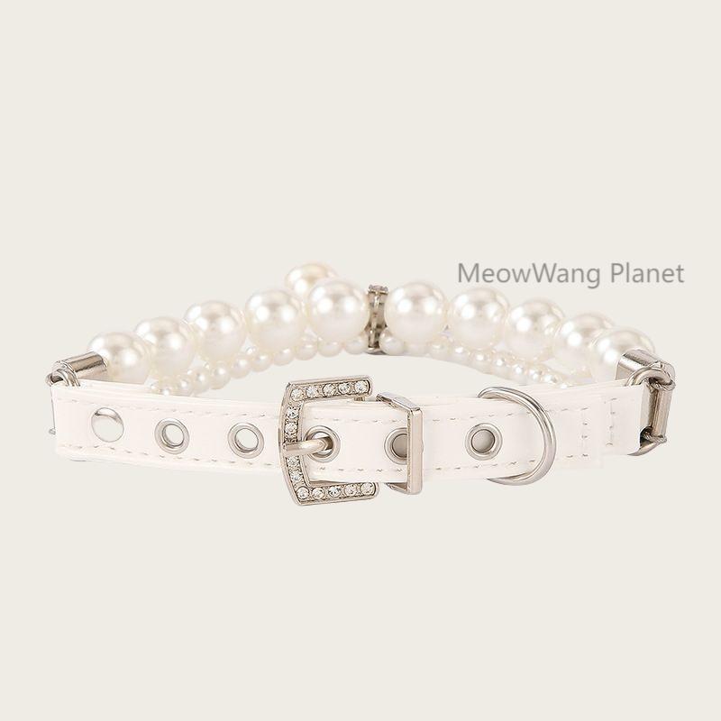 Elegant Adjustable Pearl Collar for Cats & Dogs Pets Possessions