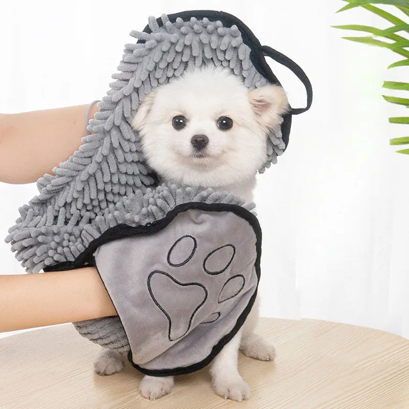 Absorbent Microfiber Quick Drying Towel with Hand Pockets for Cats & Dogs Pets Possessions