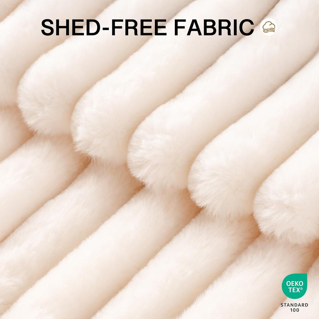 MEWOOFUN Cream Fluffy Round Donut Bed with Non-Slip Bottom for Cats & Dogs Pets Possessions